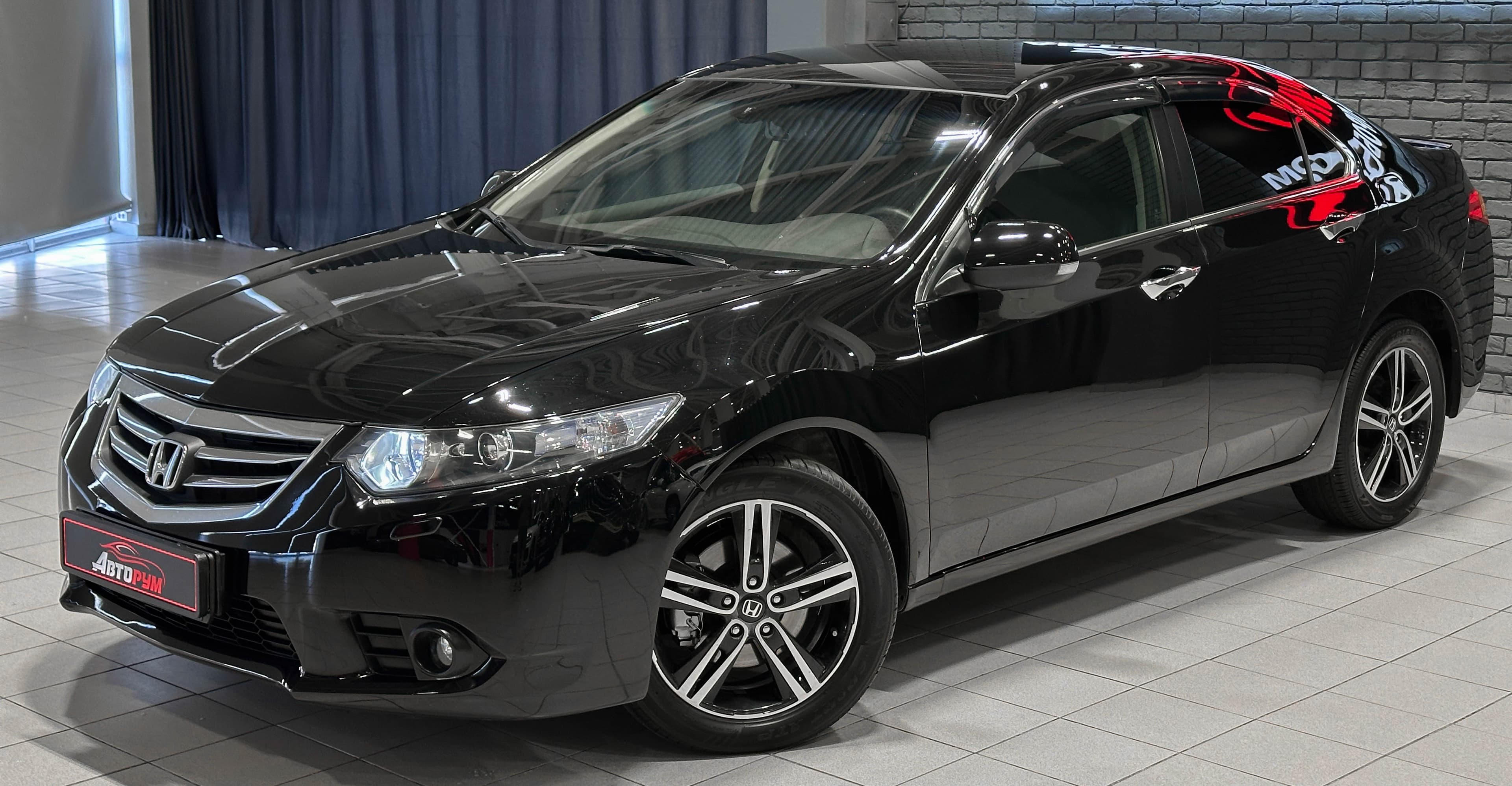 Honda Accord - 2